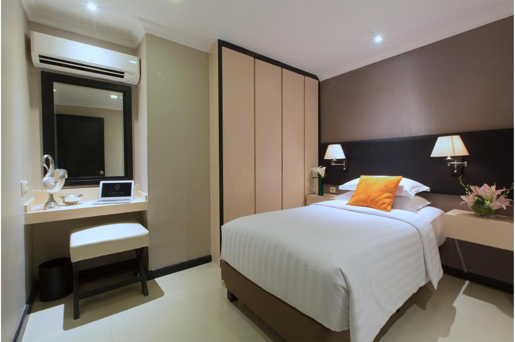 Kristal Hotel Jakarta Exterior foto